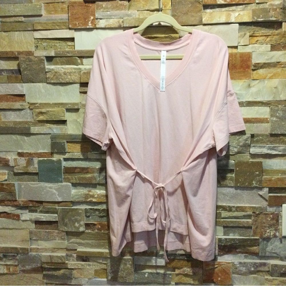 LULULEMON Side Tie V-Neck Tee Pink Mist Size 10